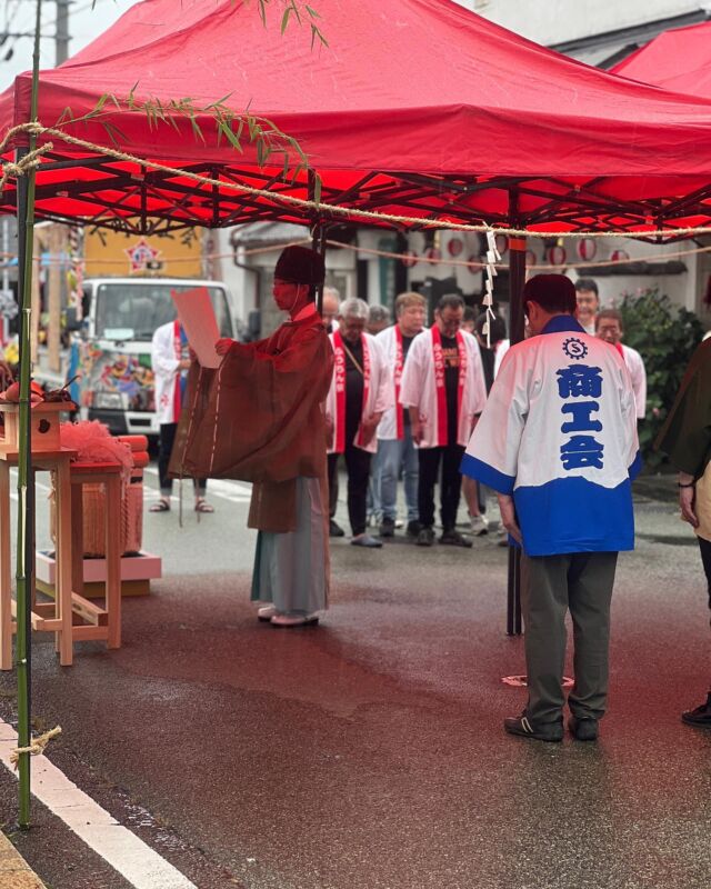 【2023風鎮祭 速報】
ただ今よつかどにて、神事の節刀渡しが執り行われています。

#高森町 #風鎮祭 #南阿蘇 #日本で一番美しい村