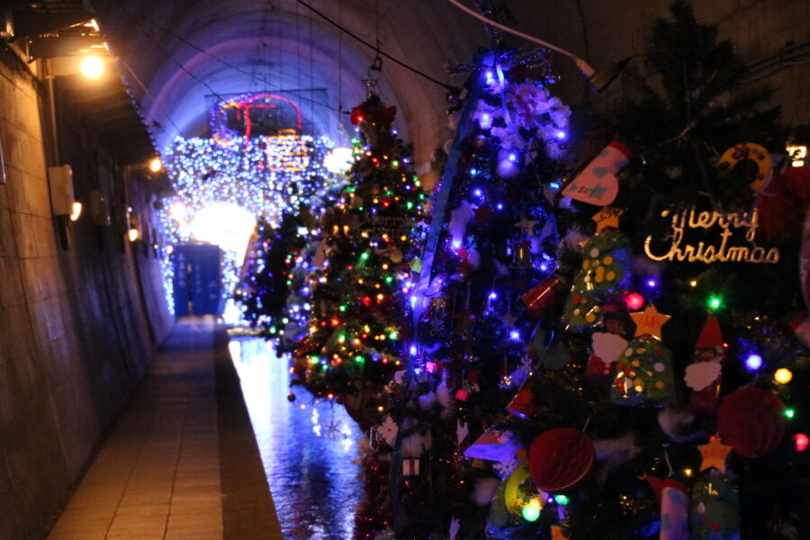 高森湧水トンネル クリスマスファンタジー（高森湧水 トンネル公園）